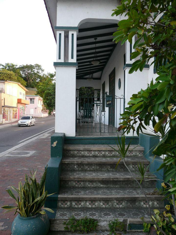 Casa en la Carretera PR 102 - Cabo Rojo - 2012 00009